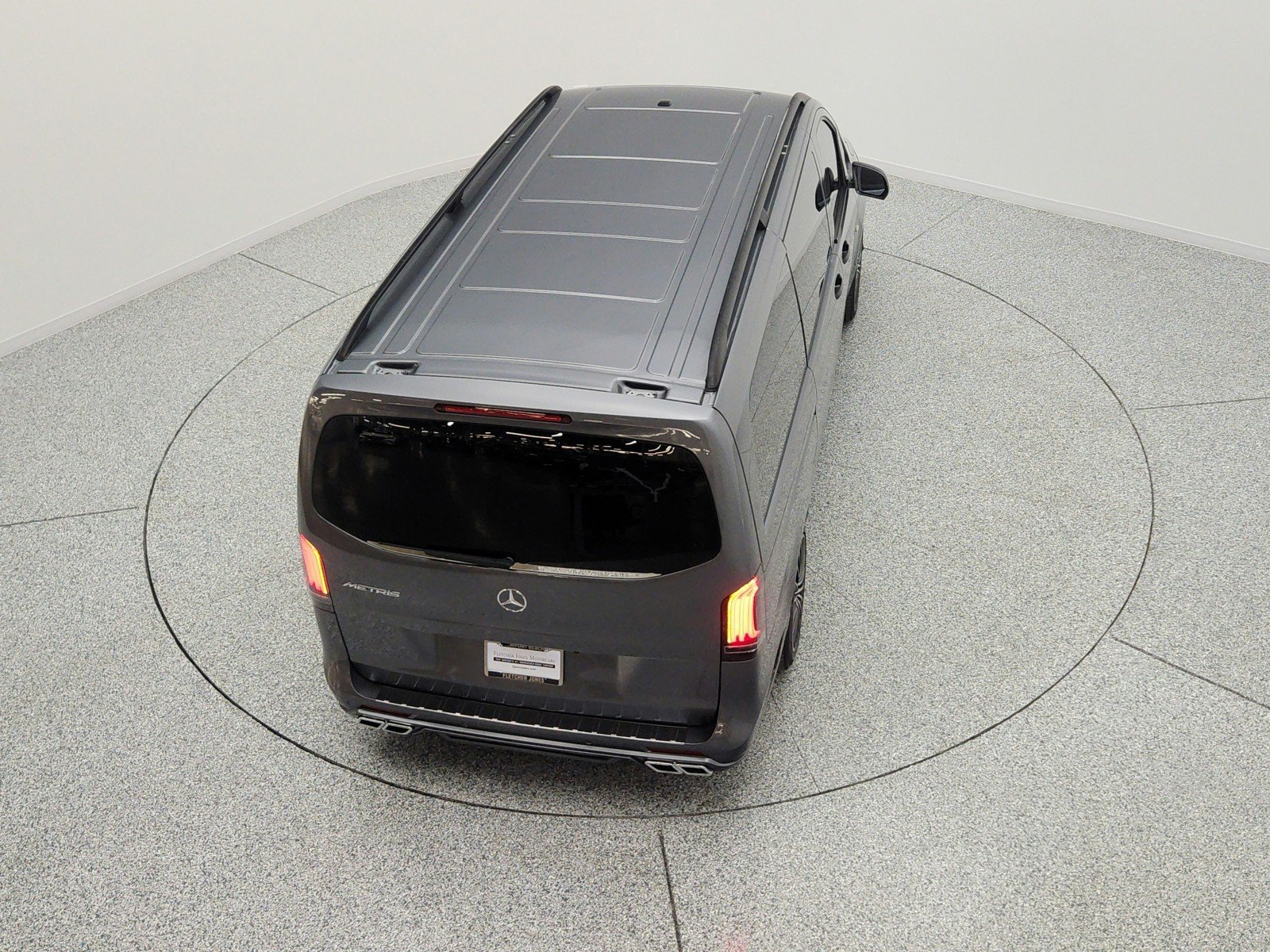 Used 2022 Selenite Grey Metallic Mercedes-Benz Standard Roof 126 Wheelbase image 14