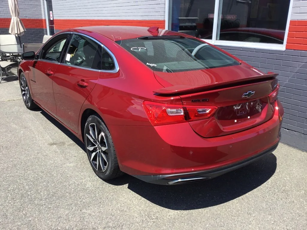 Used 2021 Red Chevrolet RS image 4