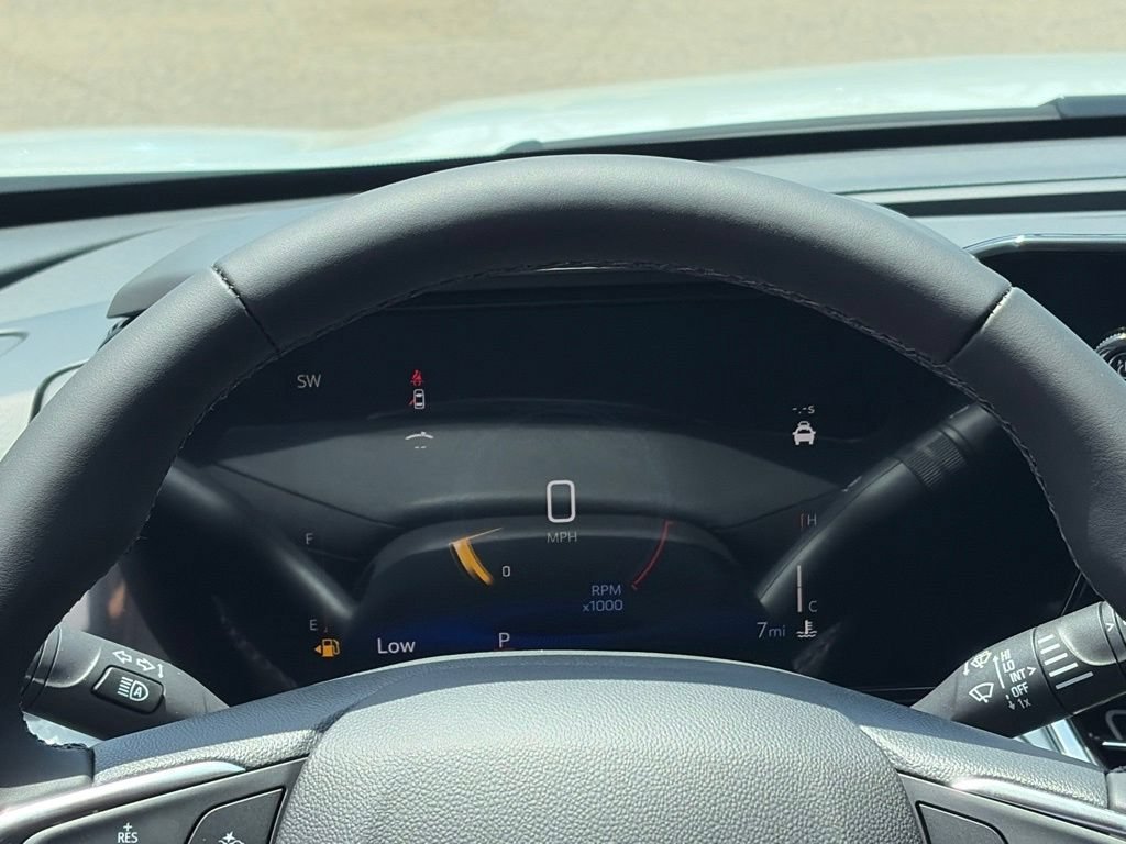 New 2026 Summit White Chevrolet LT image 7