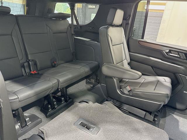 2026 GMC Yukon XL Denali - Photo 28