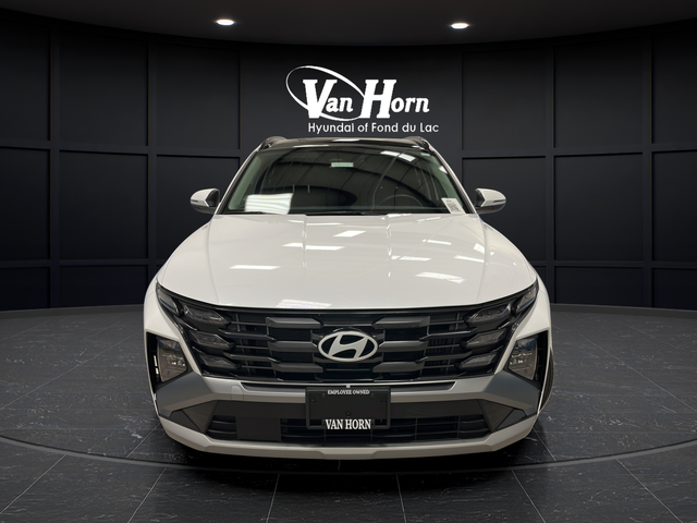 Used 2025 Creamy White Pearl Hyundai SEL Convenience image 2