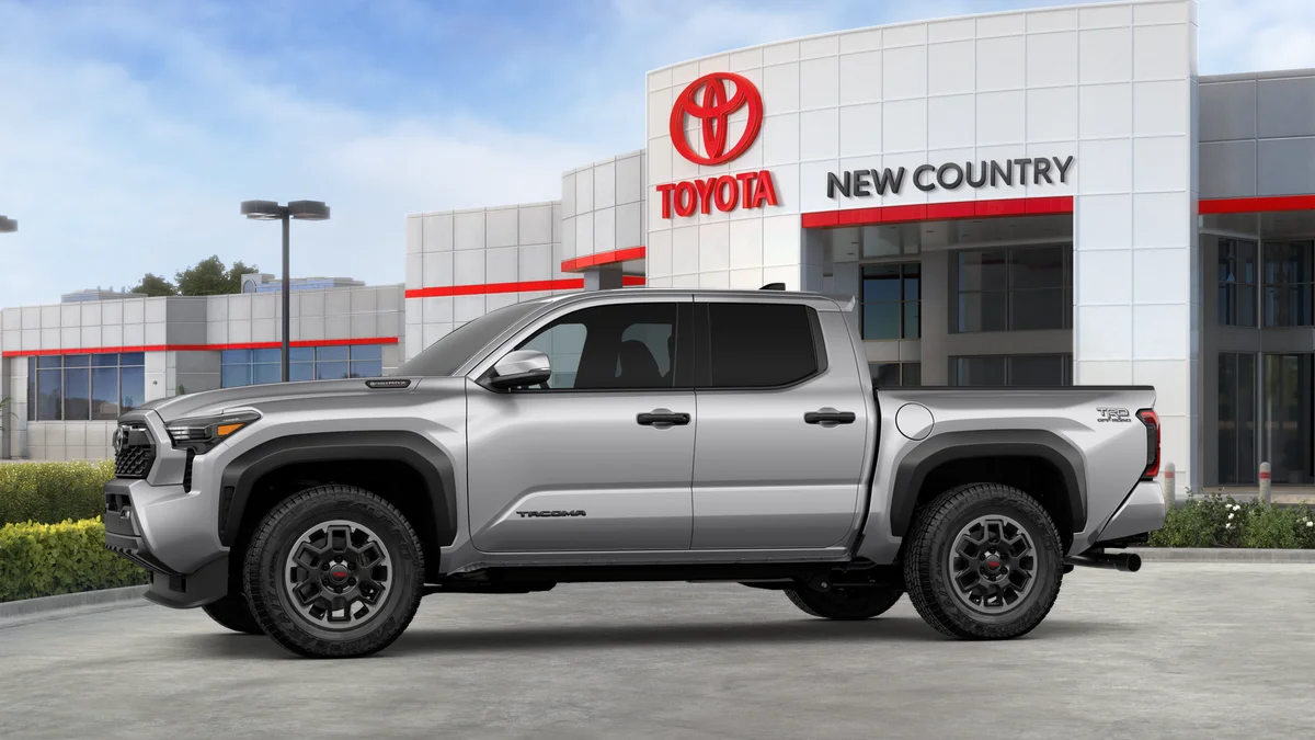 2025 Toyota Tacoma TRD Off Road - Photo 3