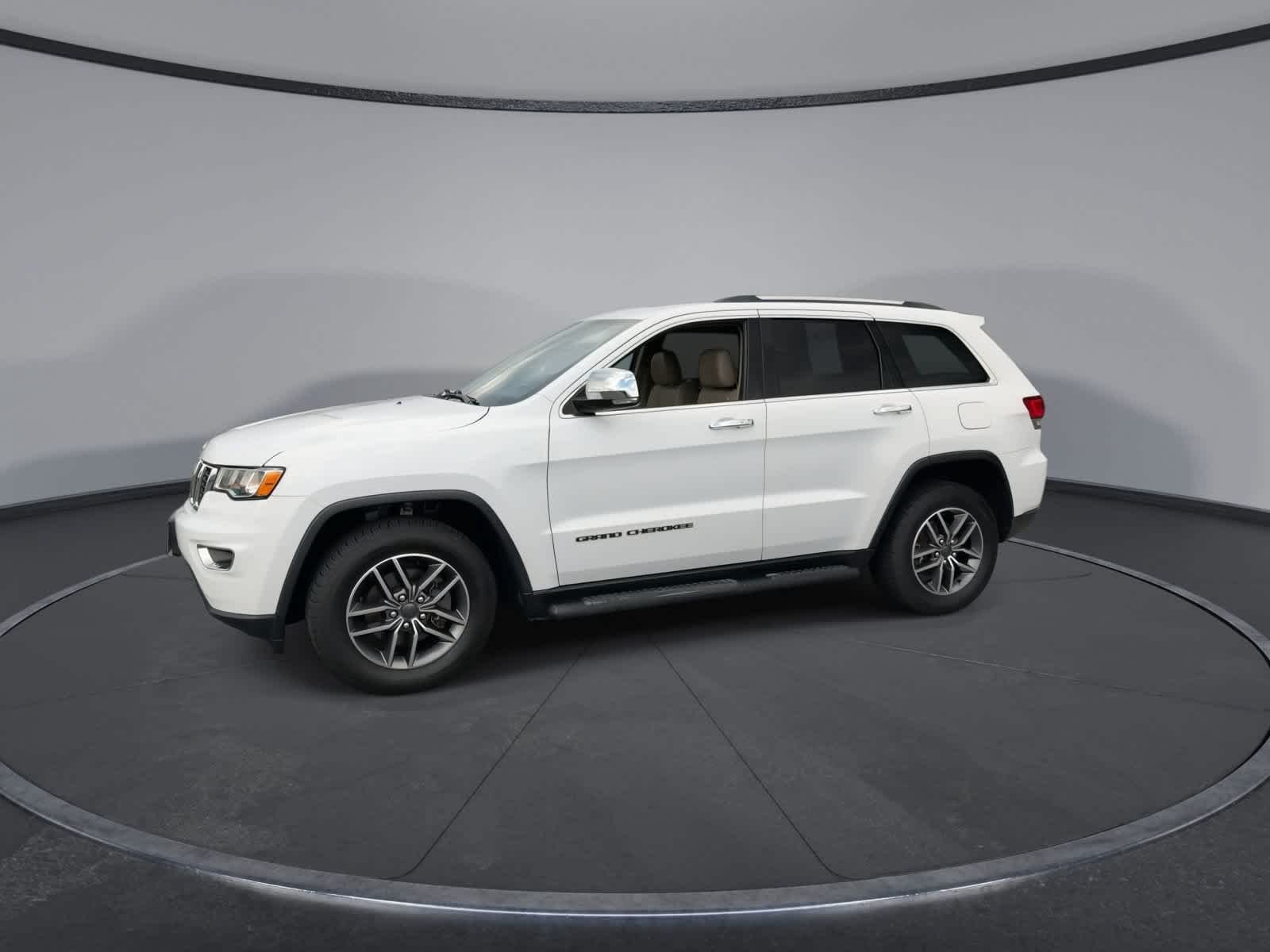 Used 2020 Bright White Clearcoat Jeep Limited image 4