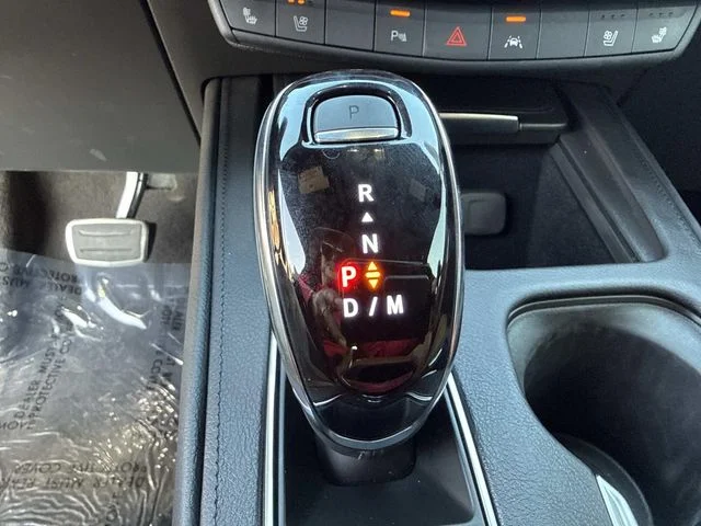 Used 2025 Green Cadillac Sport image 33