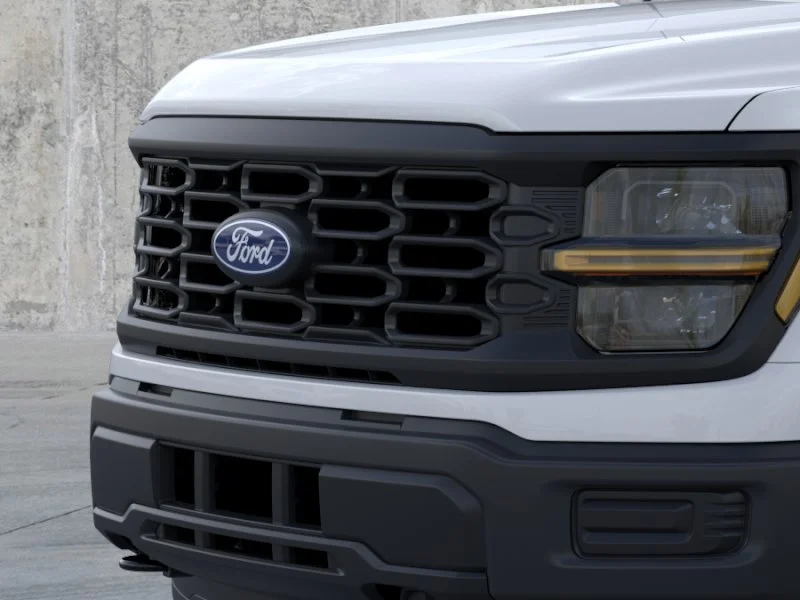 New 2026 Oxford White Ford XL image 17
