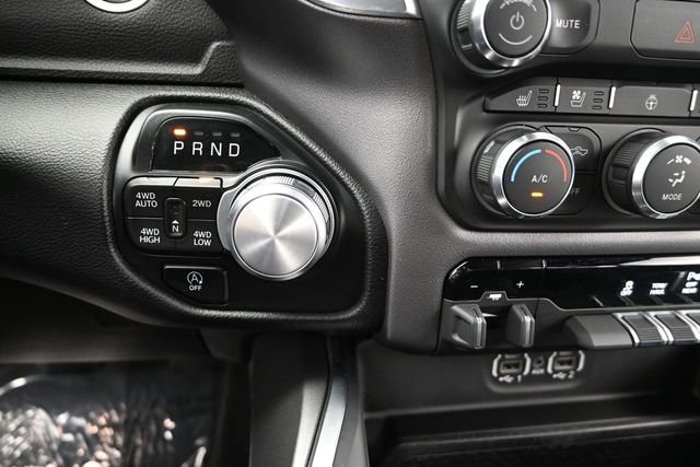 Used 2022 White Ram Laramie image 12