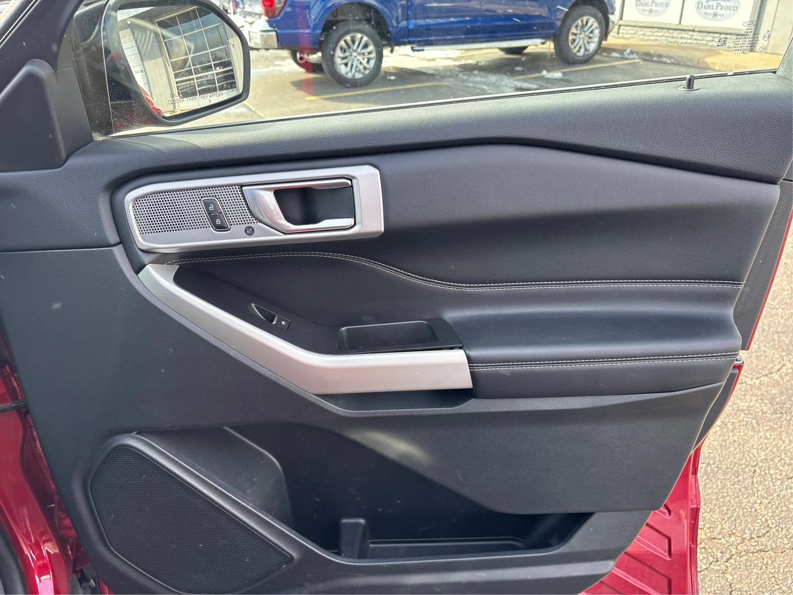 Used 2022 Red Ford Limited image 19