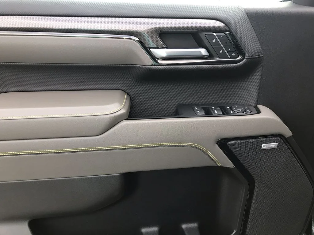 Used 2023 Gray Chevrolet ZR2 image 13