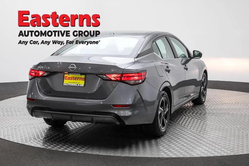 Used 2024 Gray Nissan SV image 5