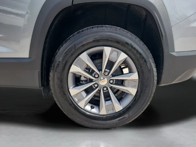 New 2027 Sterling Gray Metallic Chevrolet LT image 36