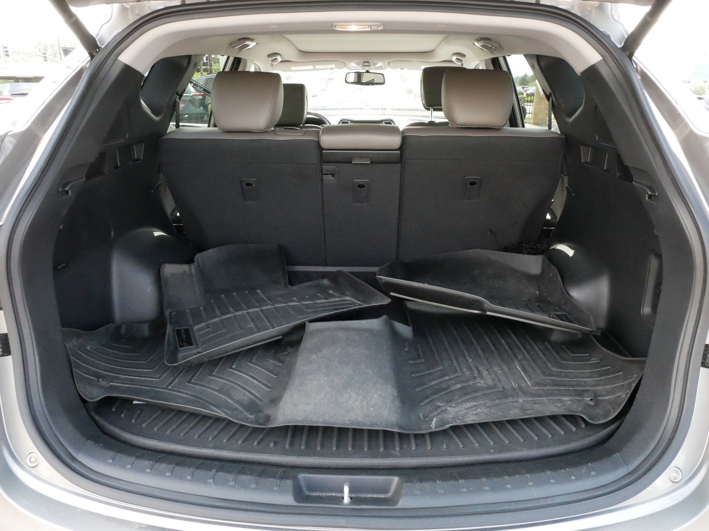 Used 2017 Mineral Gray Hyundai 2.4L image 18
