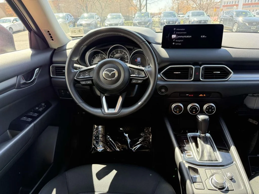 2023 Mazda CX-5 S - Photo 17