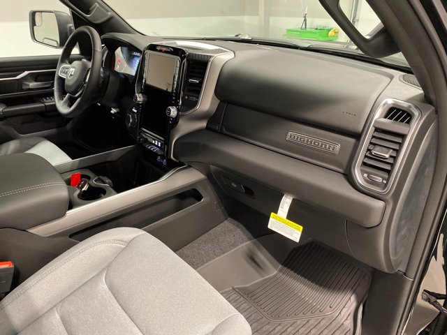 2026 RAM 1500 Big Horn/Lone Star - Photo 18