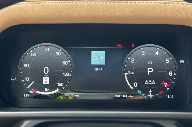 New 2026 Woolstone Green Land Rover X image 24