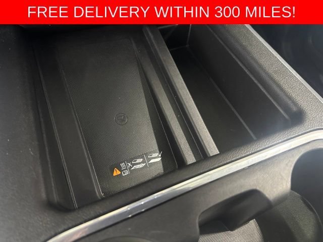 Certified Used 2022 MOSAIC BLACK METALLIC Chevrolet High Country image 22