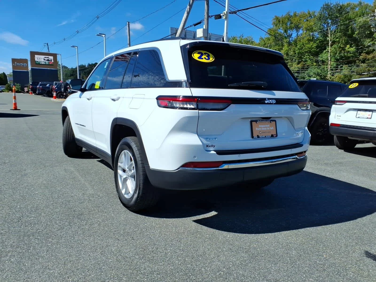 Certified Used 2023 Bright White Clearcoat Jeep Laredo X image 11