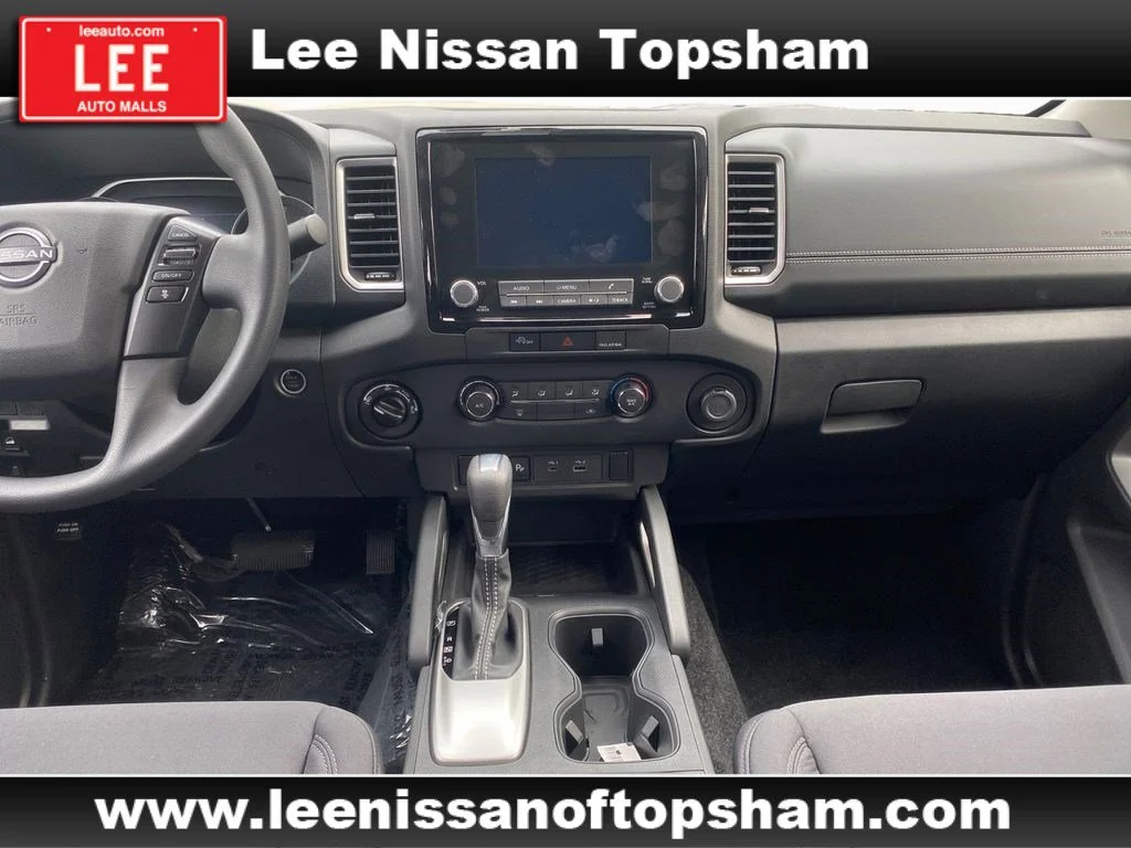 Certified Used 2023 Glacier White Nissan SV image 11