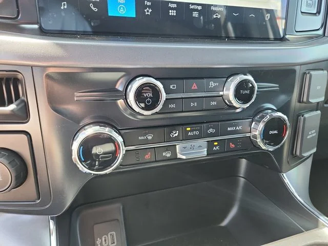 New 2026 Oxford White Ford XLT image 20