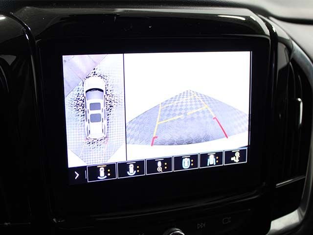 Used 2021 Summit White Chevrolet RS image 14