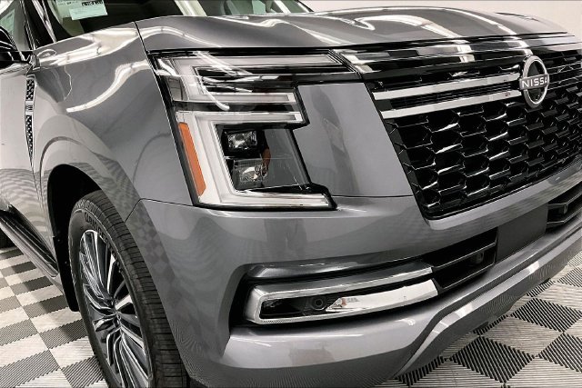 New 2026 Gun Metallic/Super Black Nissan Platinum Reserve image 15