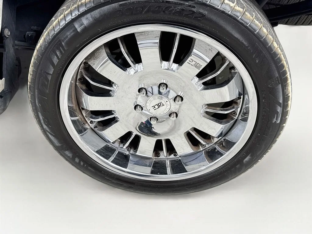 Used 2015 White Platinum Clearcoat Metallic Ford Lariat image 38