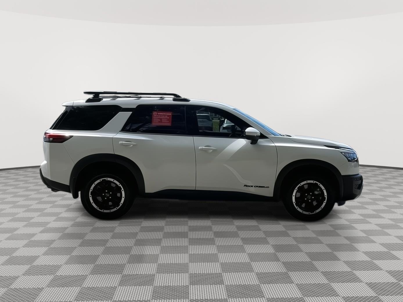 Used 2025 Glacier White Nissan Rock Creek image 4