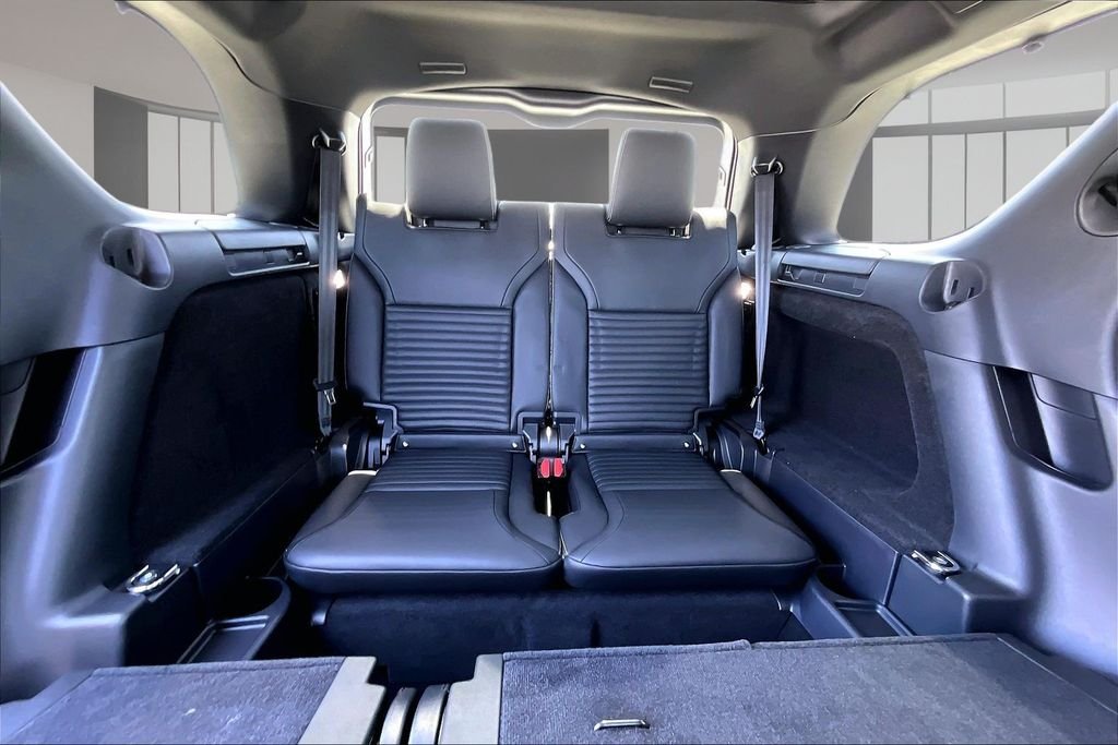 New 2026 VARESINE BLUE Land Rover S image 11