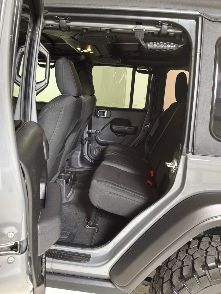 Certified Used 2022 Gray Jeep Unlimited Willys image 15