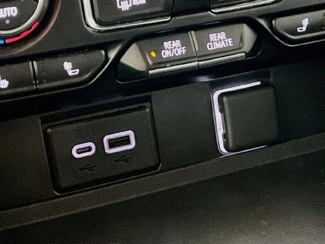2021 Chevrolet Tahoe Z71 - Photo 20