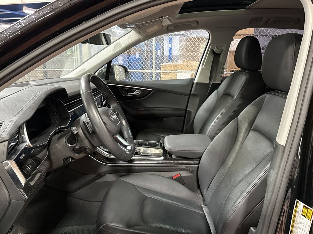 Used 2023 Black Audi 55 Prestige image 3