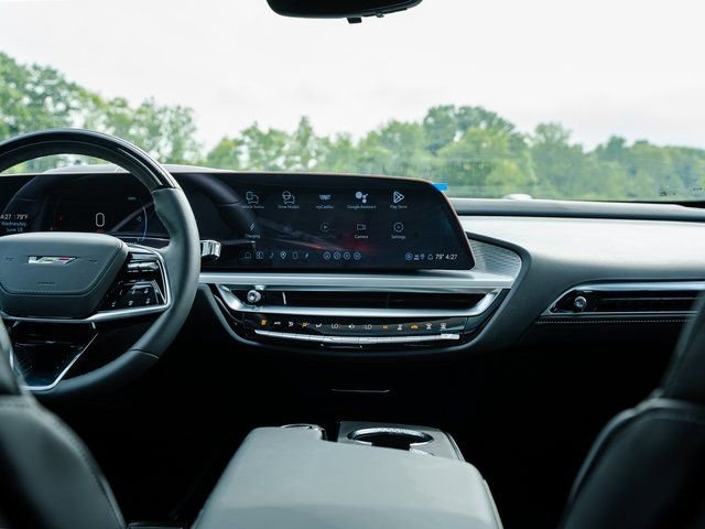 2026 Cadillac LYRIQ V Premium - Photo 121