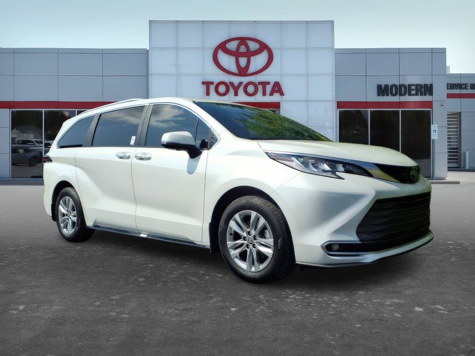 Certified Used 2026 Wind Chill Pearl Toyota Limited image 9