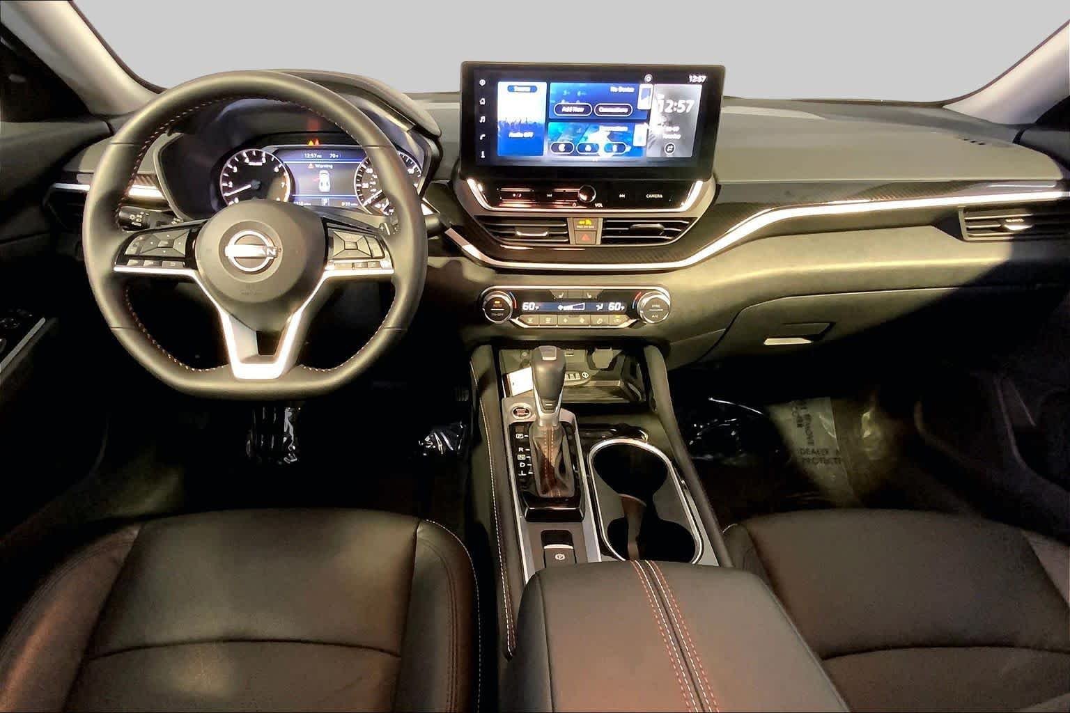 Used 2025 Gray Sky Pearl Nissan SR image 16