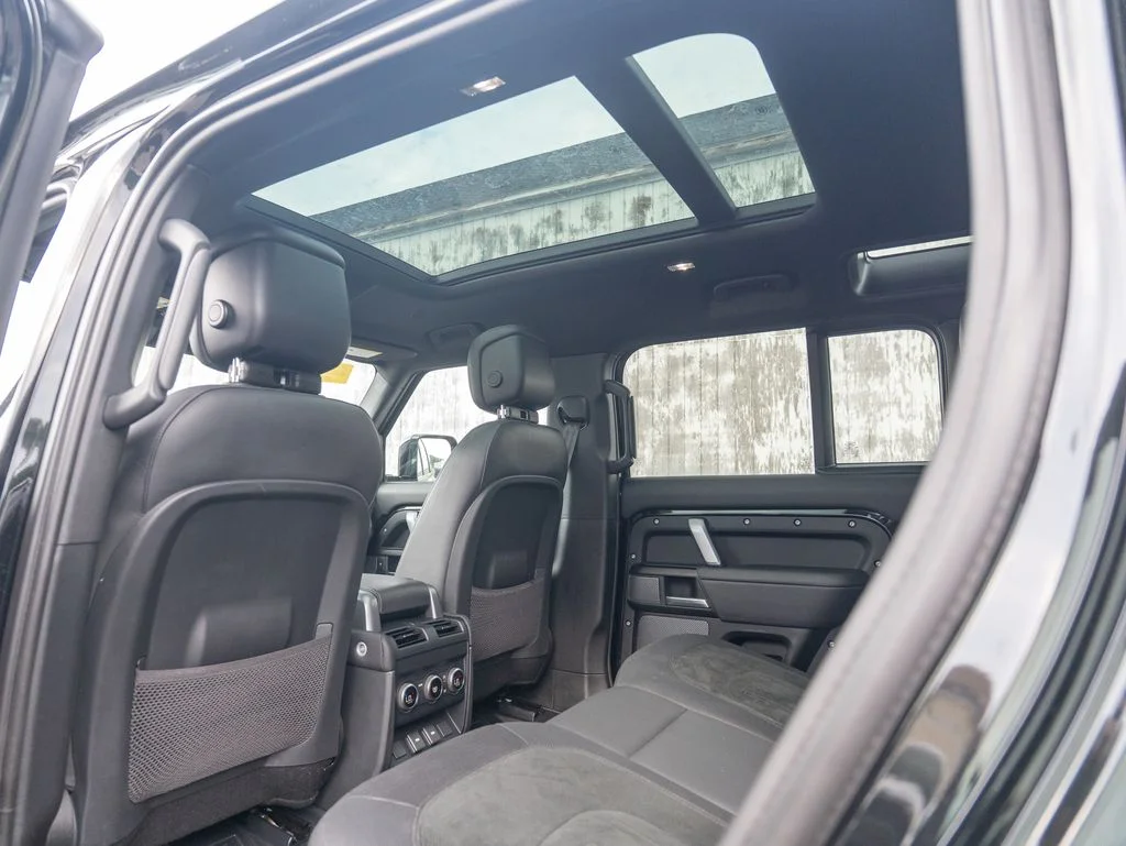 Certified Used 2023 Black Land Rover V8 image 35