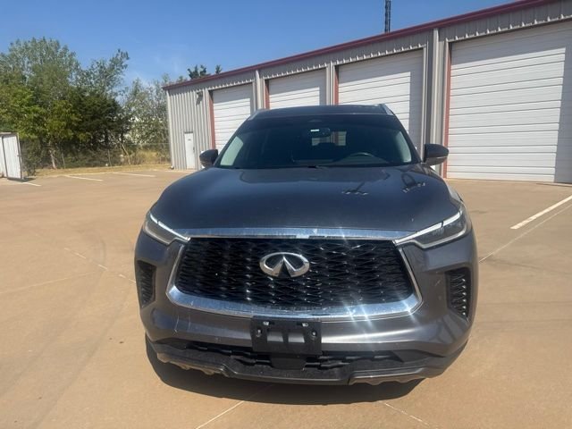 Used 2022 Graphite Shadow INFINITI LUXE image 2