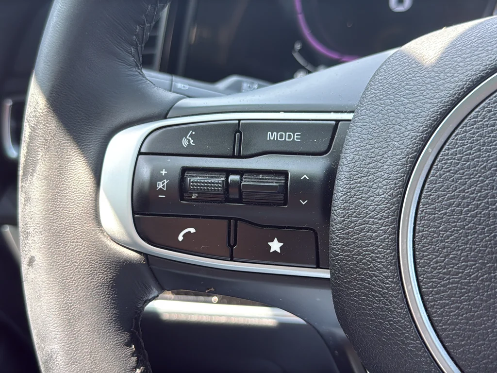 Used 2024 Green Kia X-Line image 45