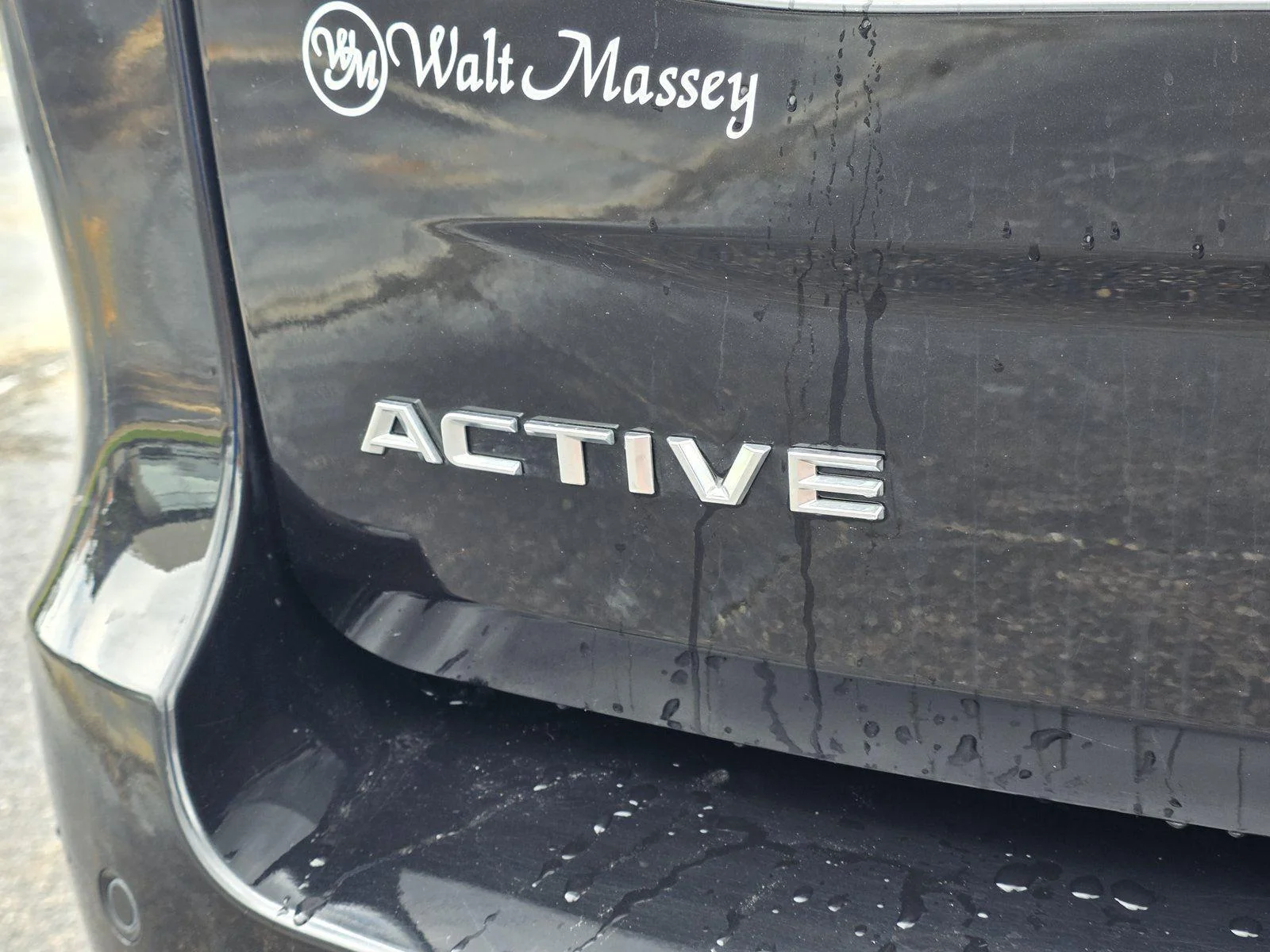 Used 2025 Agate Black Ford Active image 37
