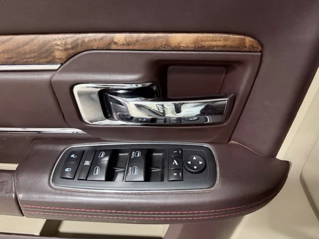 Used 2018 White Ram Laramie Longhorn image 31