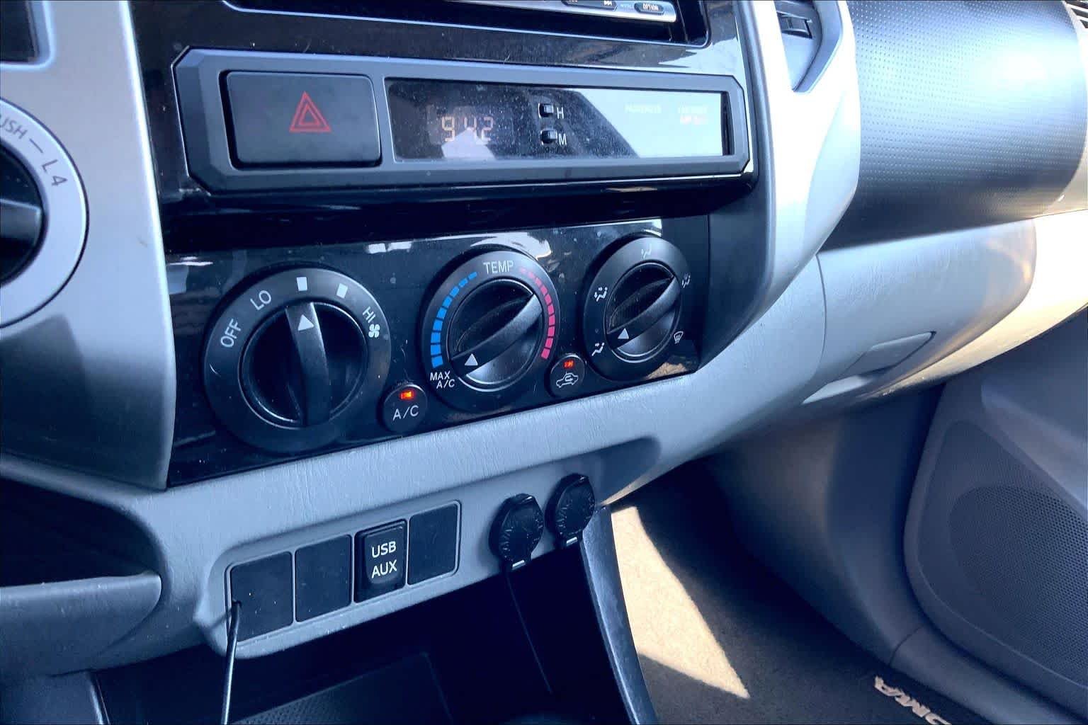Used 2013 Magnetic Gray Metallic Toyota  image 34