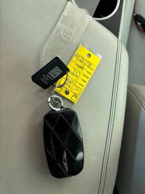 Used 2024 Black Genesis 2.5T image 13