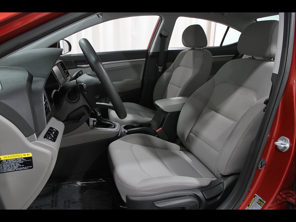 Used 2019 Scarlet Red Hyundai SEL image 5
