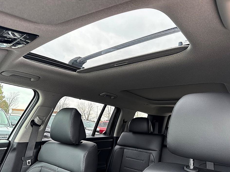 2026 Hyundai Santa Fe Limited - Photo 14