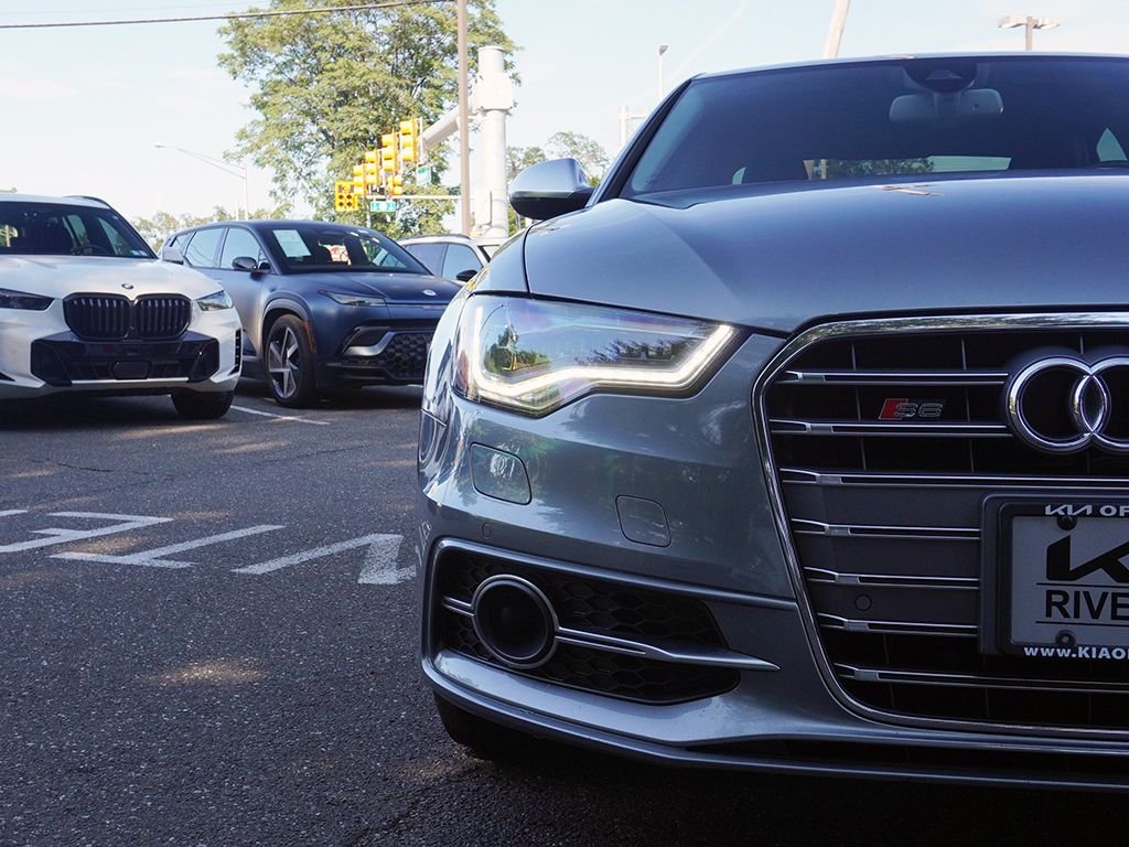 Used 2014 Gray Audi 4.0T Prestige image 17