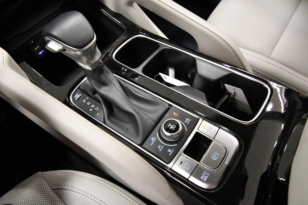 Certified Used 2024 Gray Kia S image 28