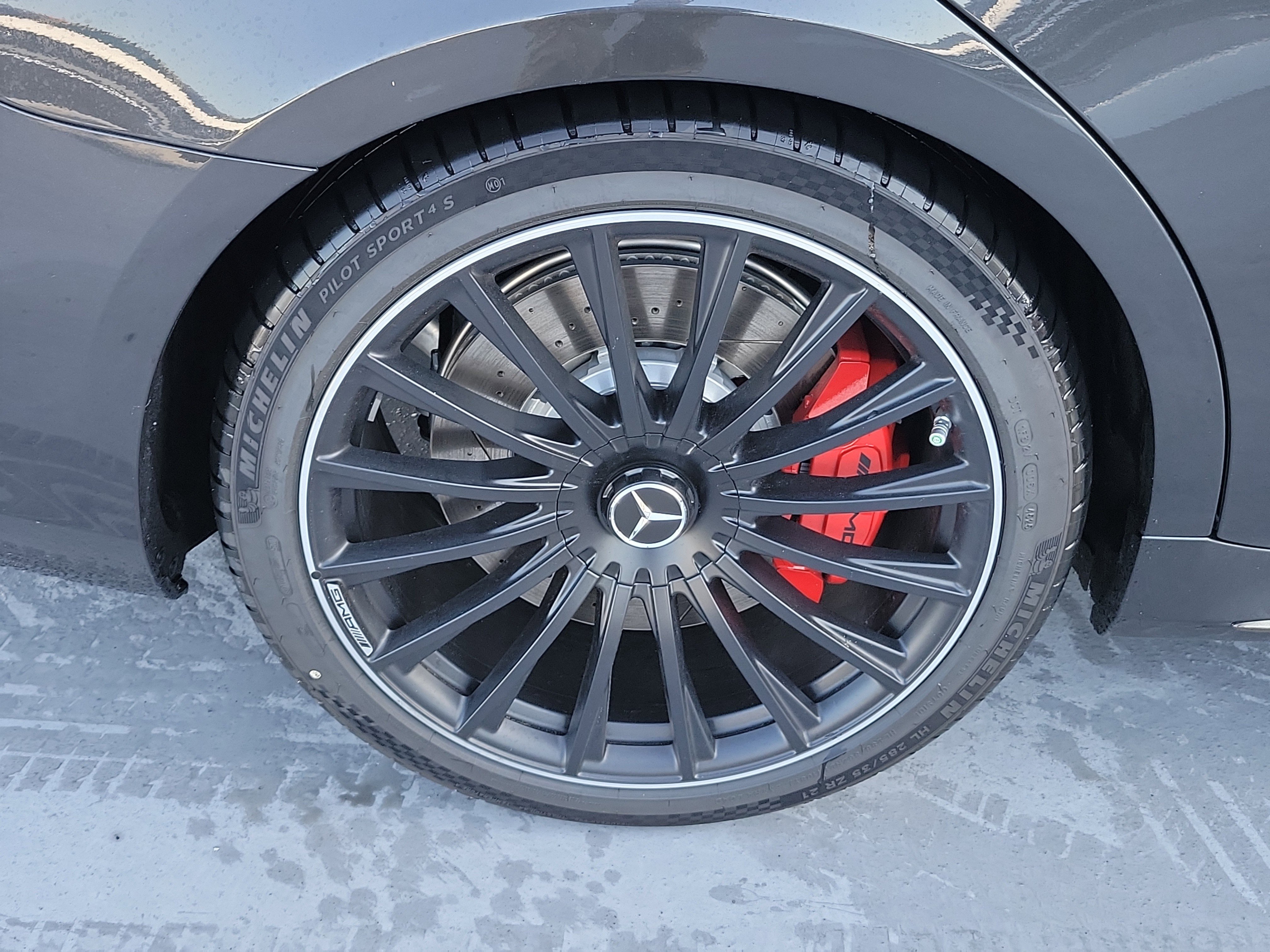 New 2026 Graphite Grey Metallic Mercedes-Benz AMG® S 63 E 4MATIC® Sedan image 39