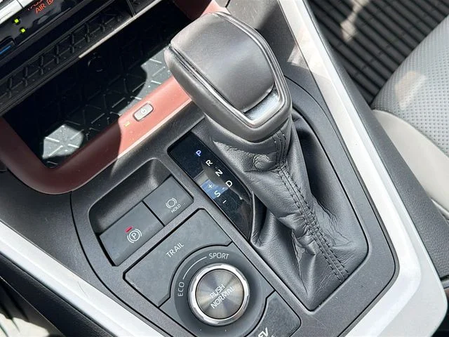 Used 2022 Silver Toyota Limited image 17