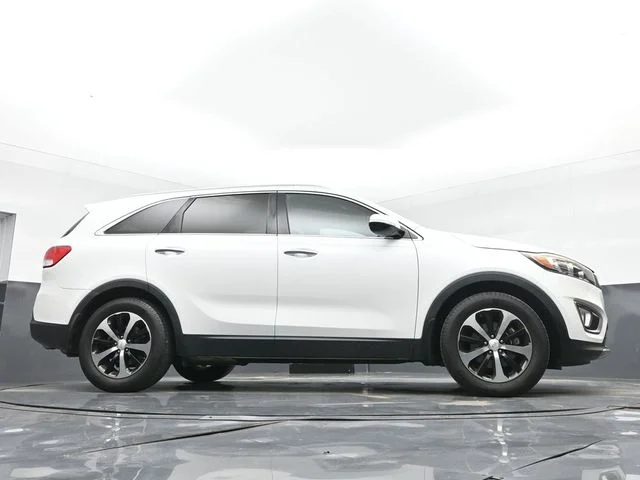 Used 2016 Snow White Pearl Kia EX image 52