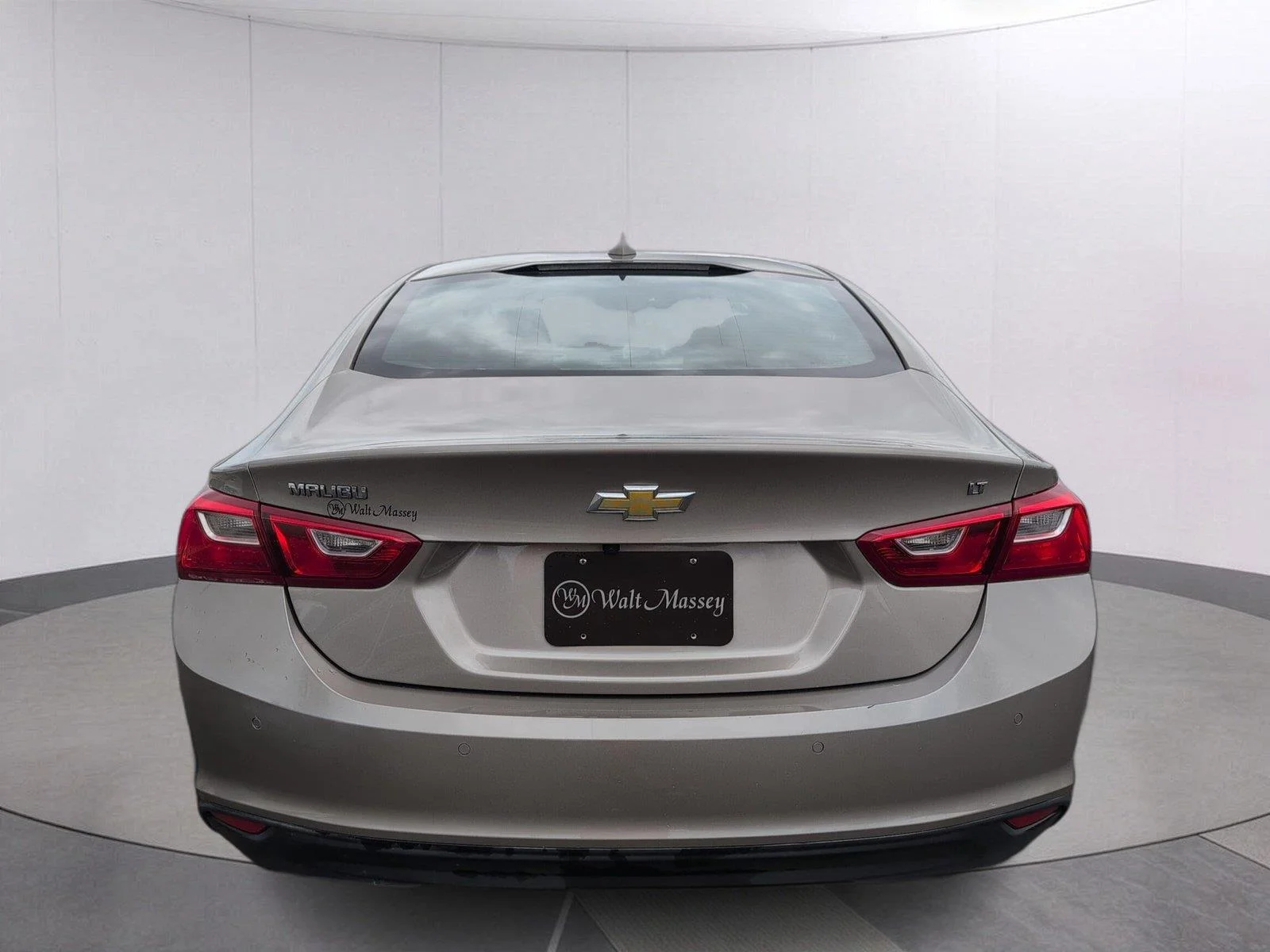 Used 2024 Mineral Gray Metallic Chevrolet 1LT image 6