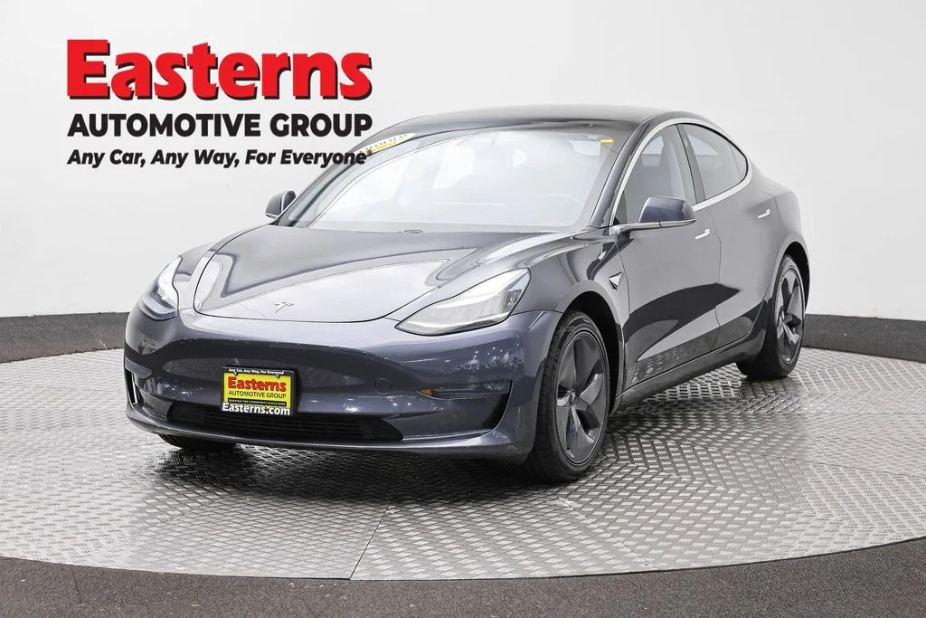 Used 2019 Gray Tesla Long Range image 1