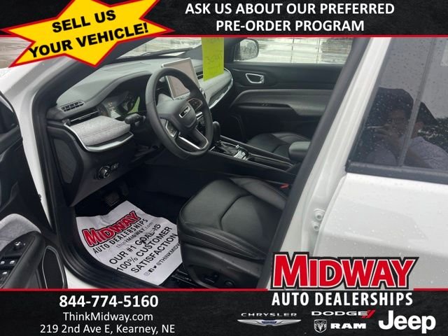 Certified Used 2024 White Jeep Latitude Lux image 9